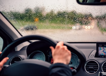 5 Safety Tips for Driving in the Rain